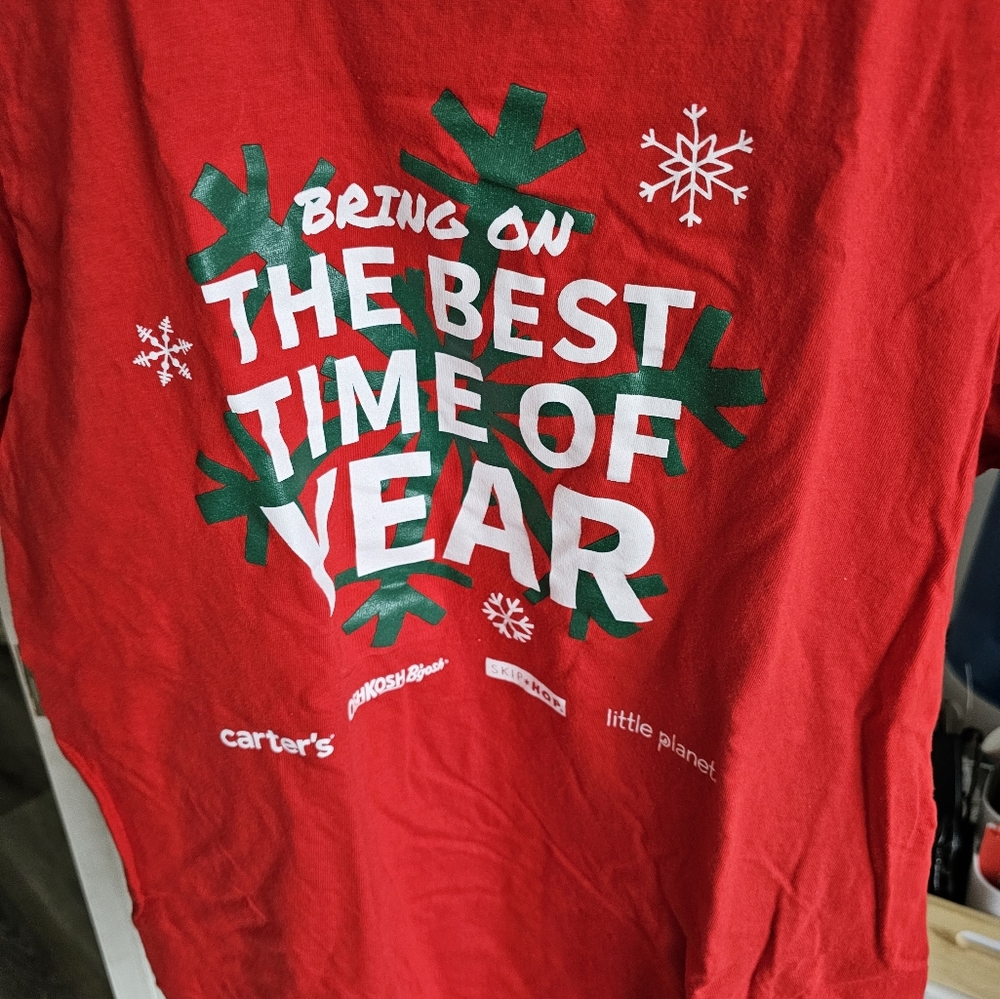 Red color unisex tshirt